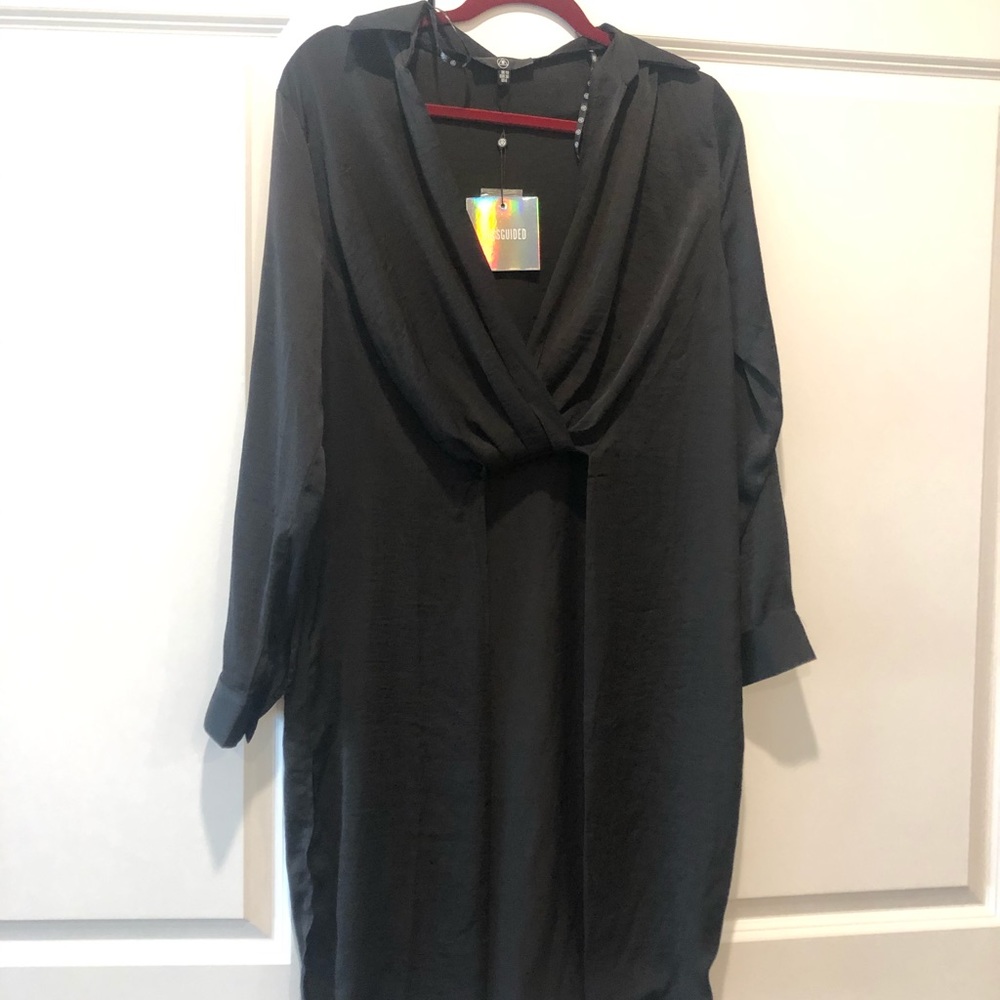 NWT satin material twist cardigan